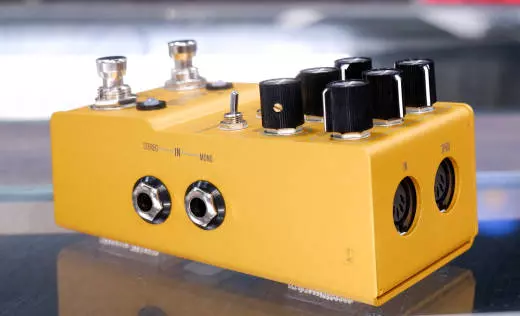 Walrus Audio - Mako Series ACS1 Amp + Cab Simulator Pedal 2